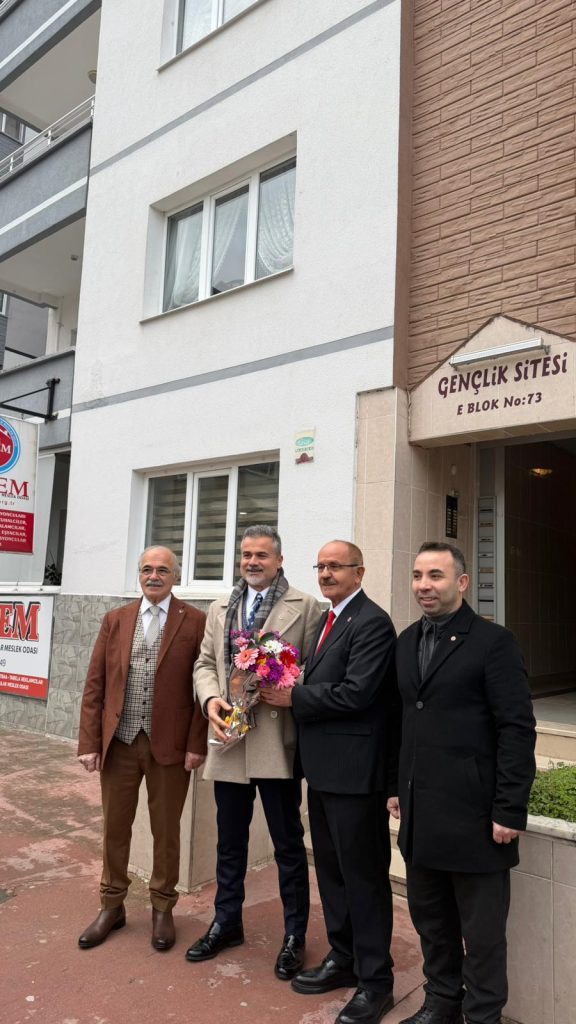 ESKİ BAKAN KILIÇ TEBRİK ZİYARETİNDE